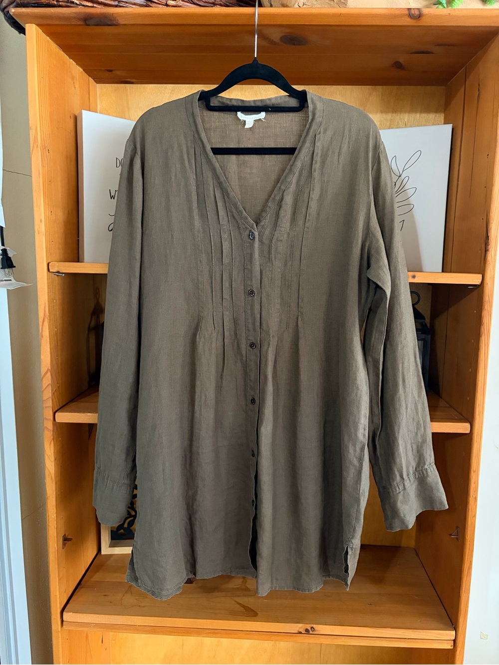 Eileen Fisher Olive Green Linen Tunic Blouse Size S Minimalist quite luxury